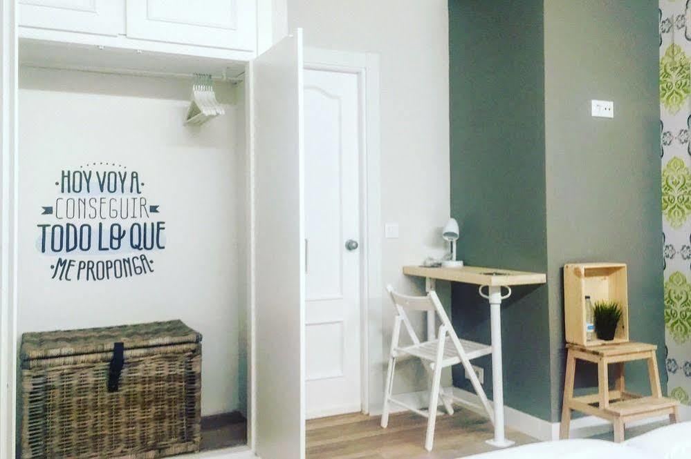 Hostal Le Vintage Ávila Buitenkant foto
